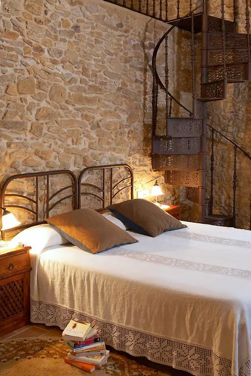 Can Barrull Bed & Breakfast Sant Feliu de Boada 3*,  إسبانيا