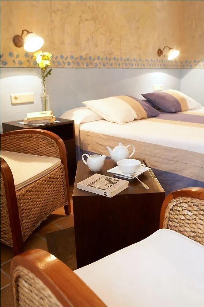 Can Barrull-Costa Brava-Emporda Sant Feliu de Boada Bed & Breakfast