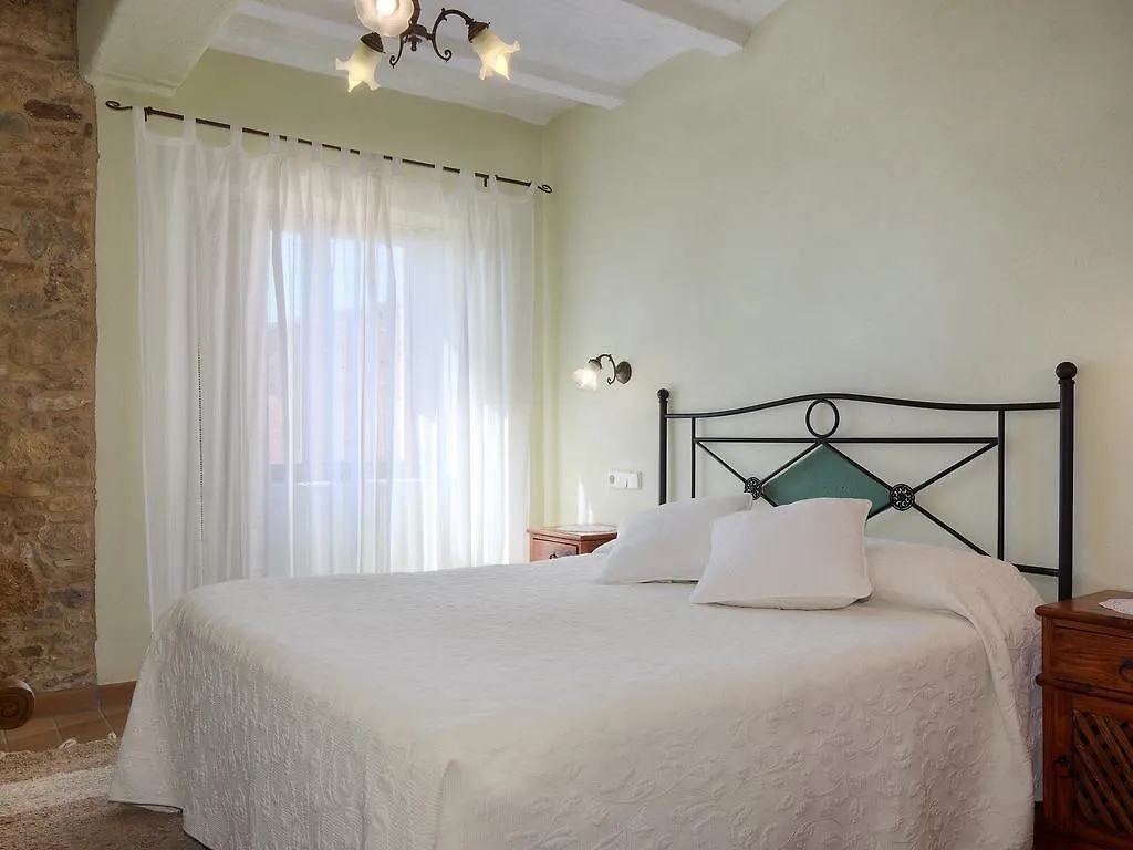 Can Barrull Bed & Breakfast Sant Feliu de Boada